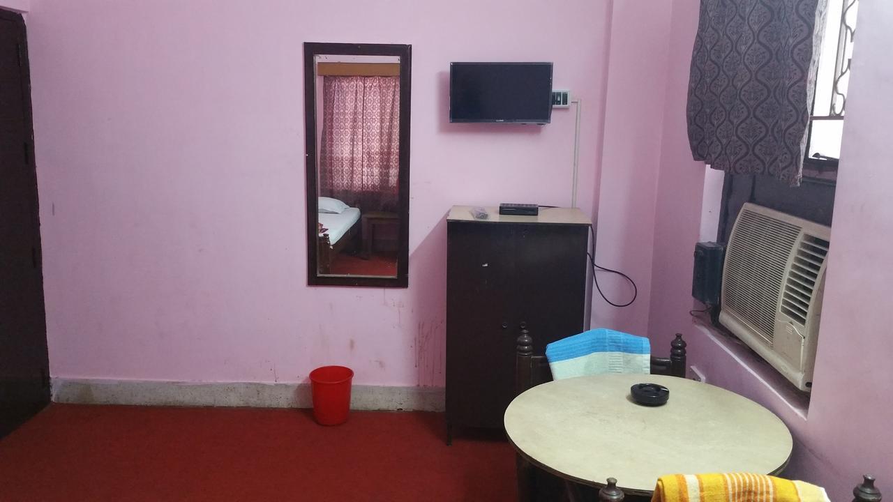 Renu Guest House Calcutta Extérieur photo