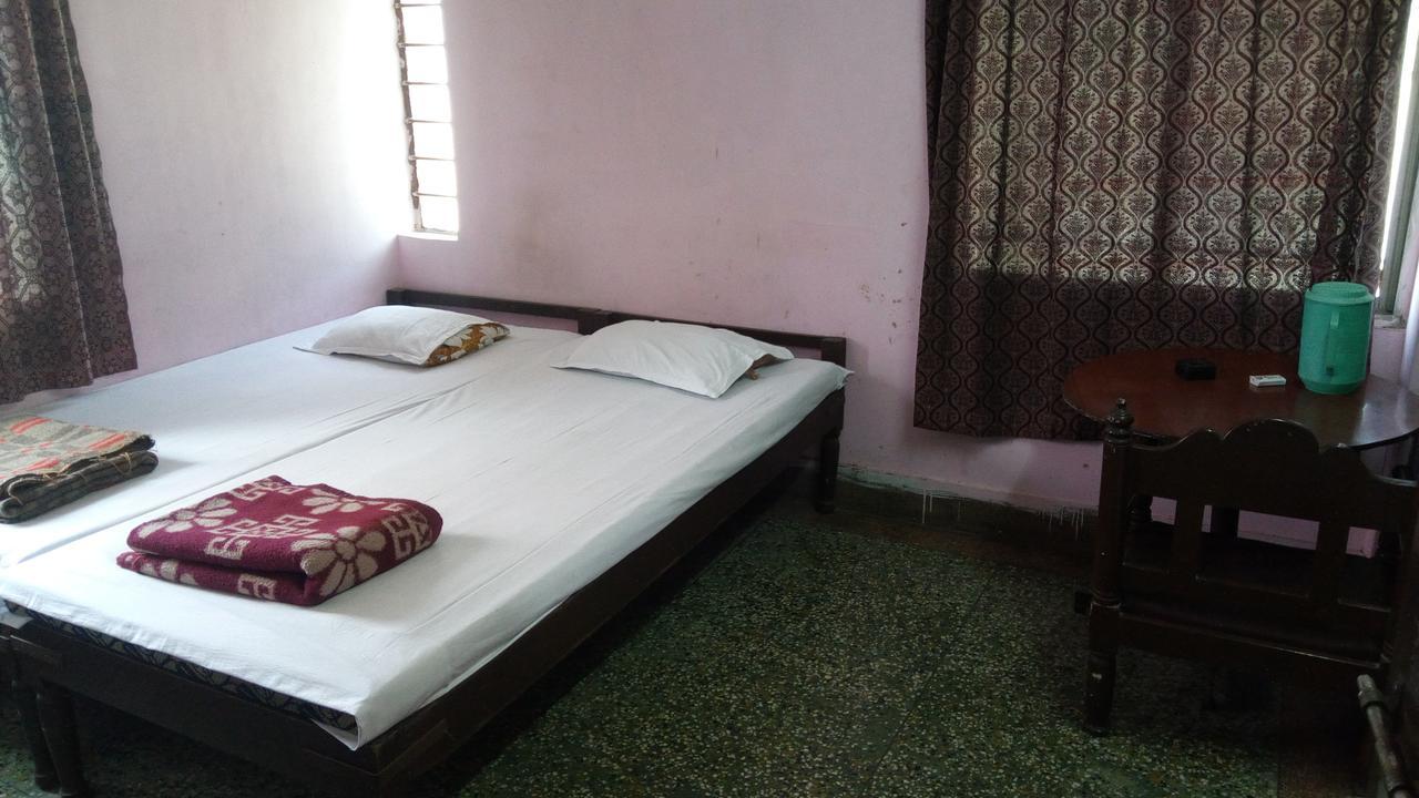 Renu Guest House Calcutta Extérieur photo