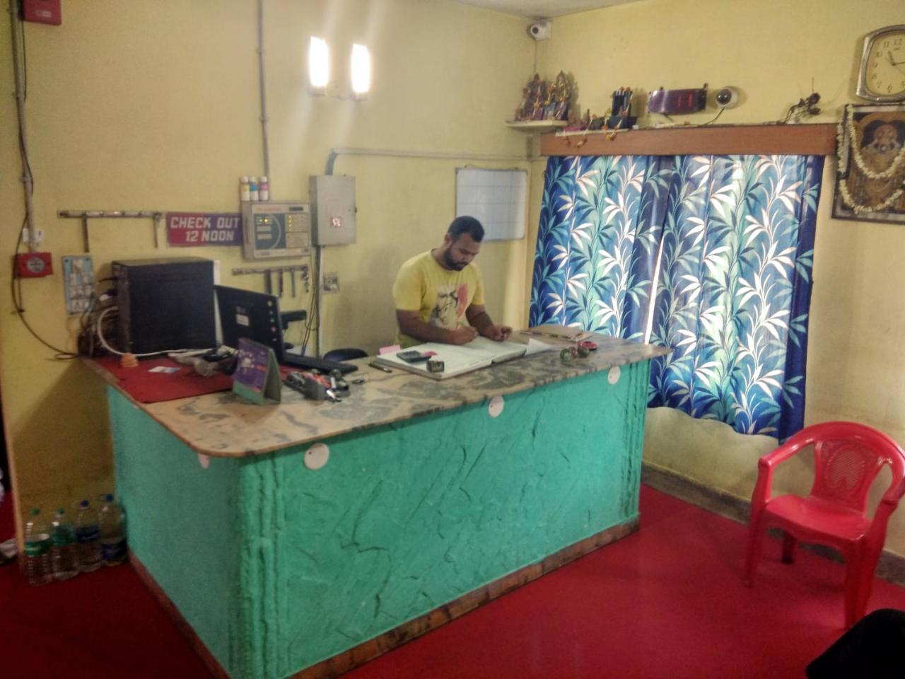 Renu Guest House Calcutta Extérieur photo