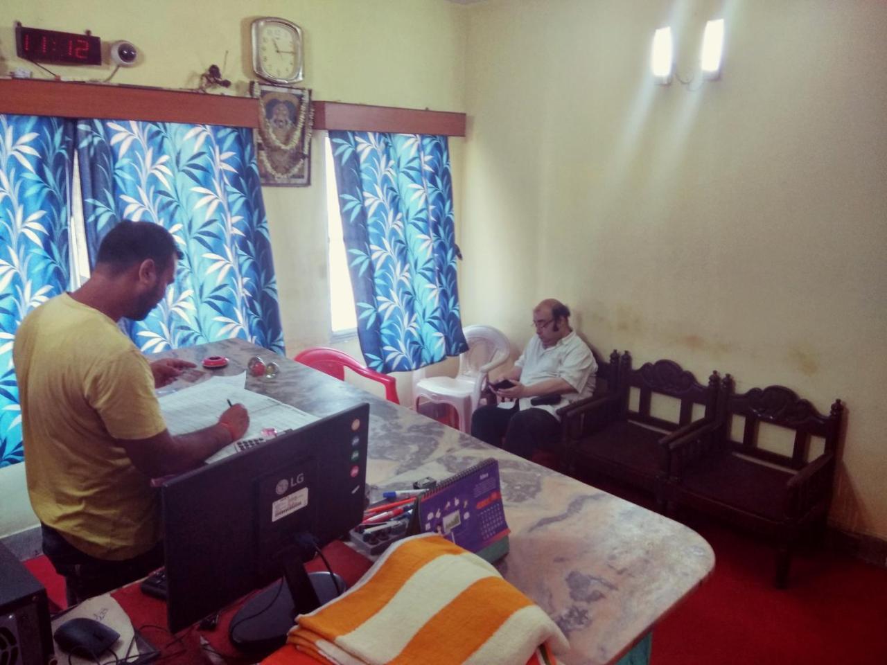 Renu Guest House Calcutta Extérieur photo