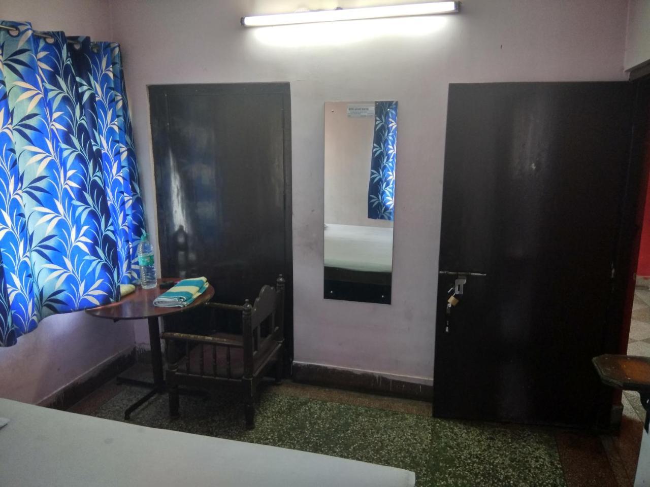 Renu Guest House Calcutta Extérieur photo